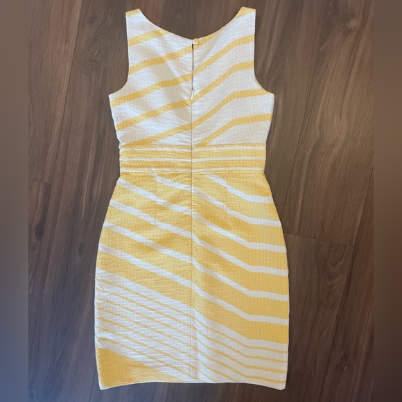 THE LIMITED | Yellow and White Stiped Sheath Dress Size 4 - Picture 3 of 6